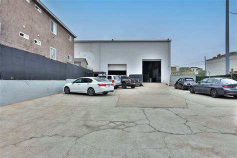 729 S 32nd StSan Diego, CA 92113. . 1944 commercial st san diego ca 92113
